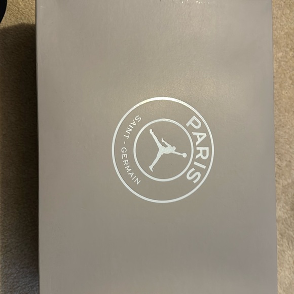 Nike Air Jordan 5 Retro Low PSG size 13 - New - Picture 6 of 6